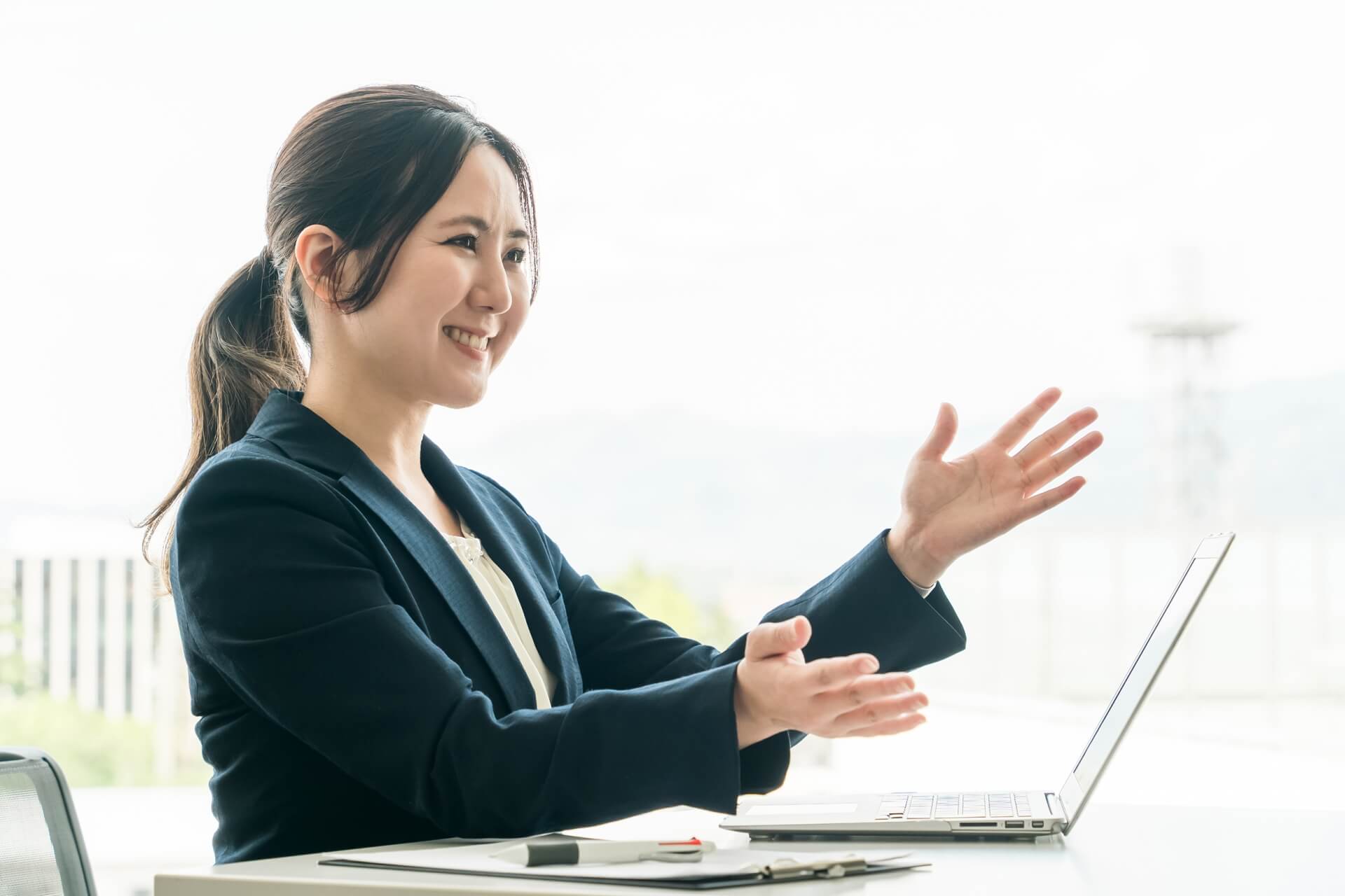 株式会社ダブルチーム